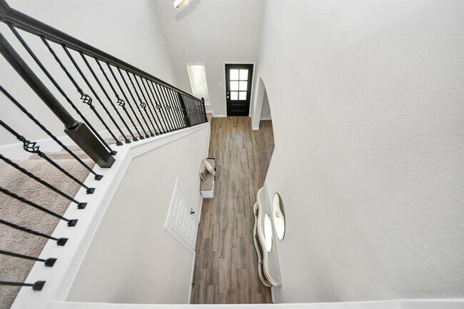 Building Photo - 5312 Cascade Ct