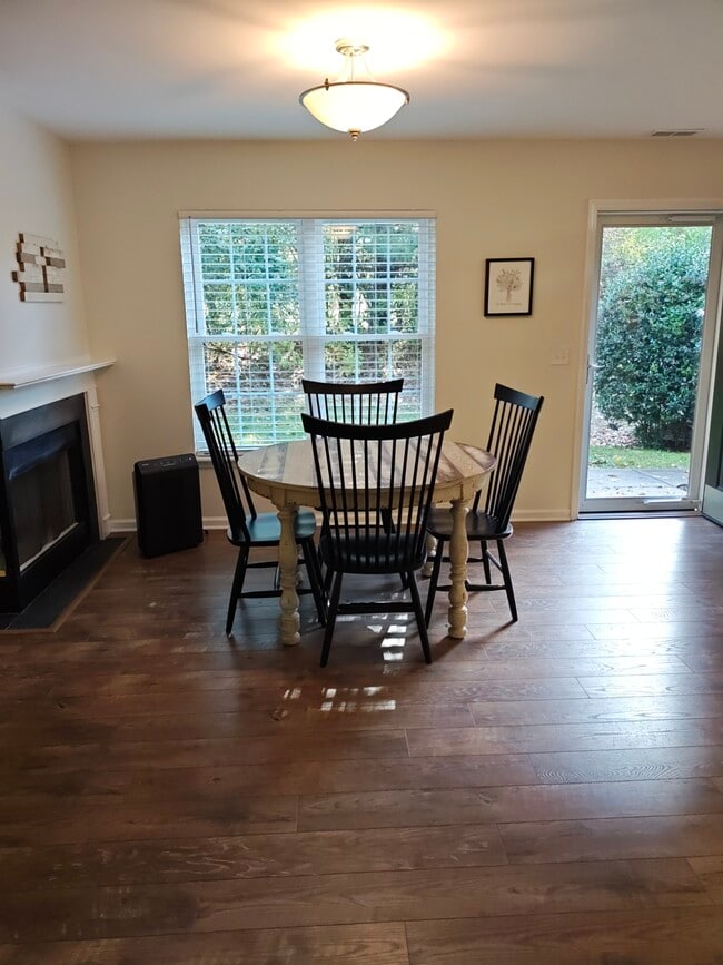 Building Photo - 6353 Double Eagle Dr