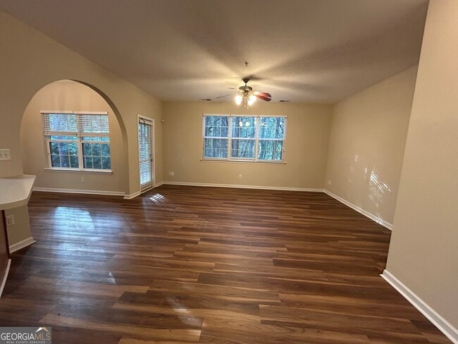 Building Photo - 200 Ranier Ct.