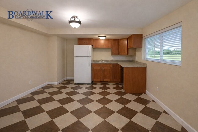 Building Photo - 873 W 2400 N St