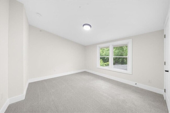 Building Photo - 146 Mt Paran Rd NE