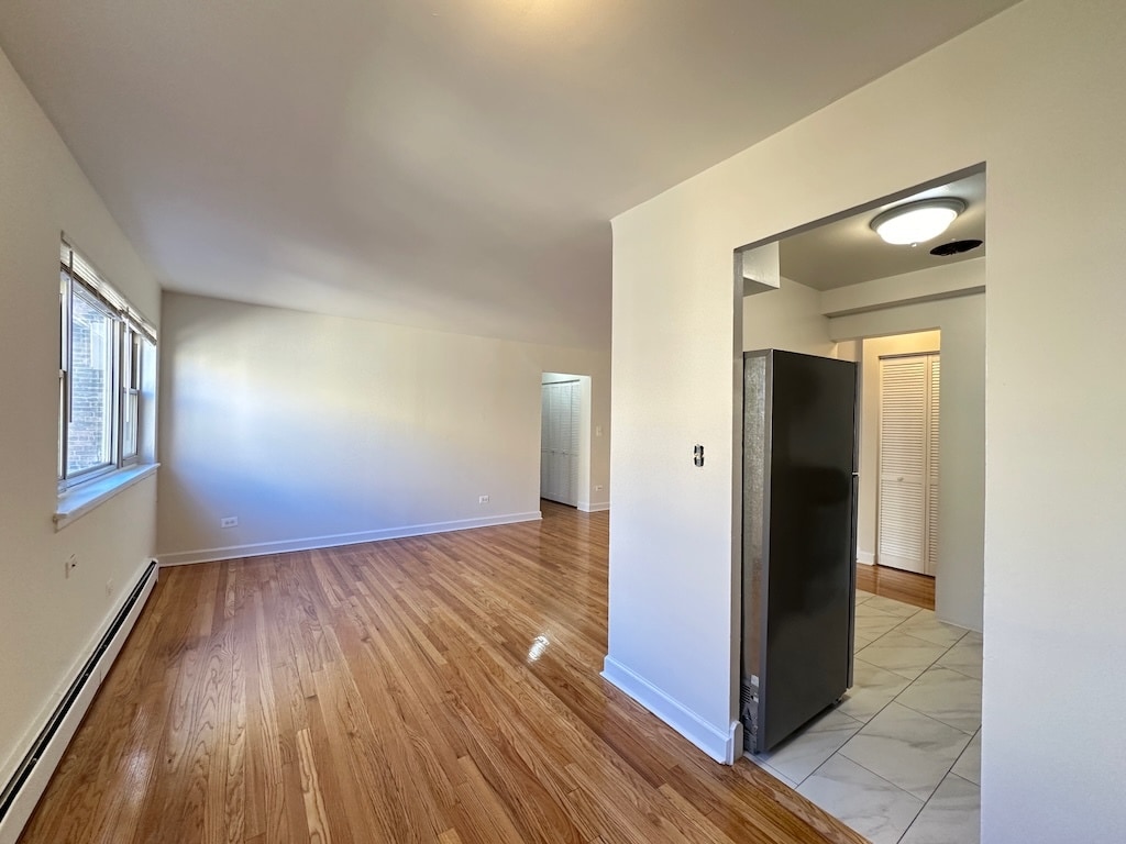 Building Photo - 6830 N Sheridan Rd