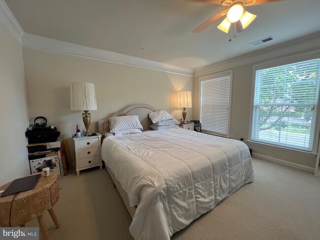 Building Photo - 3048 Rittenhouse Cir