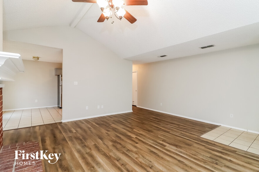 Building Photo - 7213 Ashbourne Way