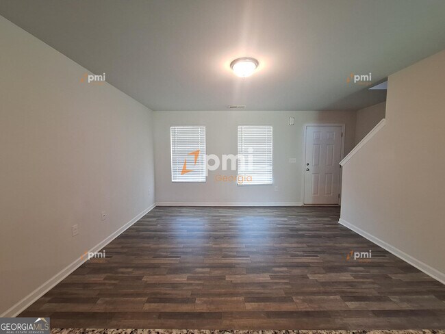 Building Photo - 329 Duck Walk Wy