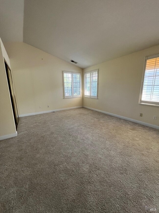 Building Photo - 7216 Roxanne Ln