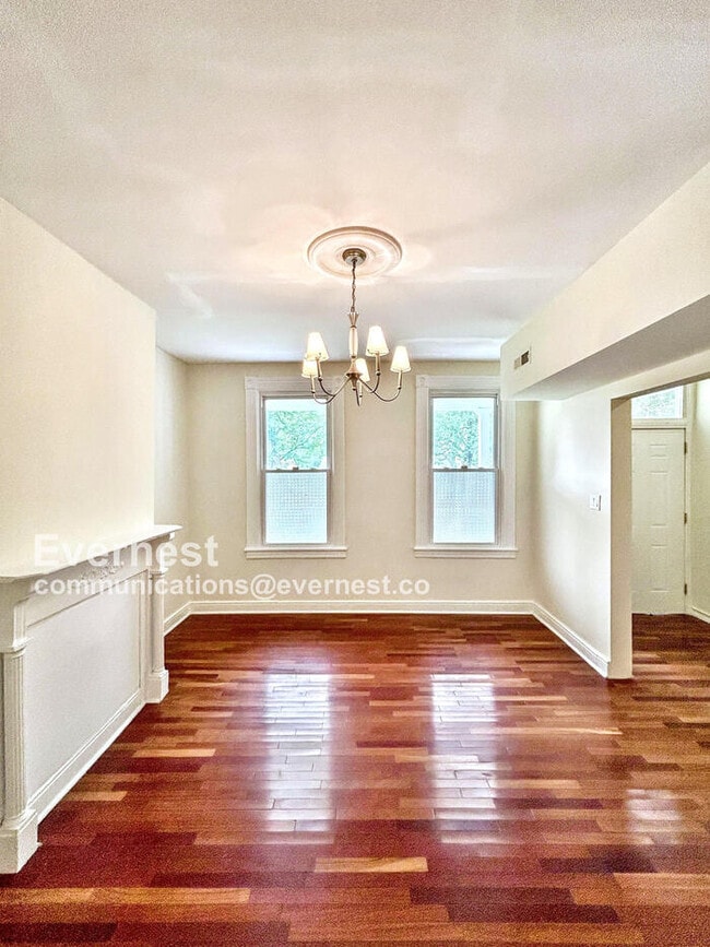 Building Photo - 1402 Ashley St