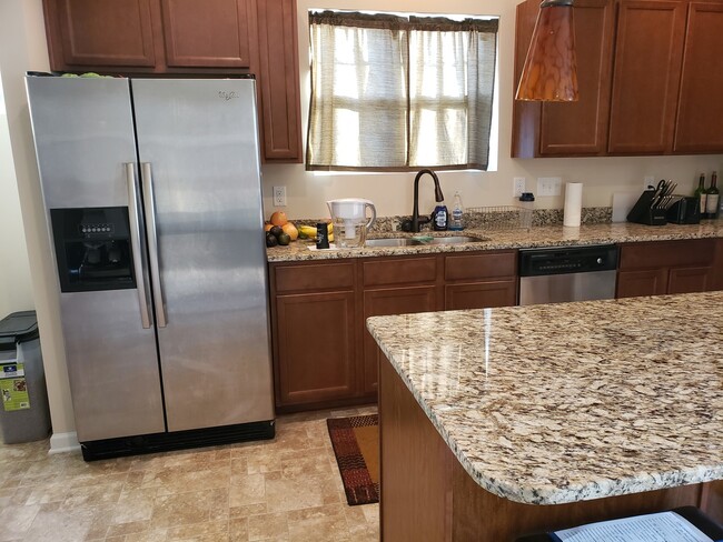 Building Photo - Unfurnished 3 Bedroom 2.5 bath home in The Landing at Mill Creek