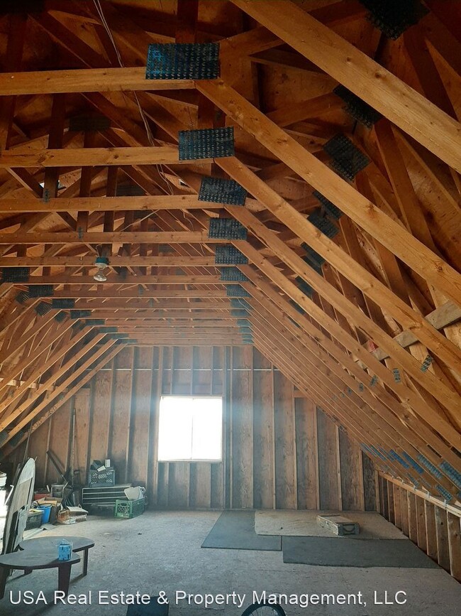 Building Photo - 4 br, 2 bath House - 1255 W. Summer Trail