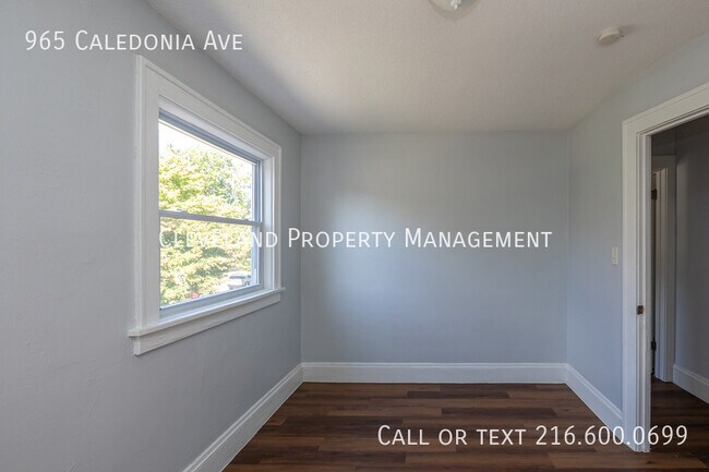 Building Photo - 965 Caledonia Ave