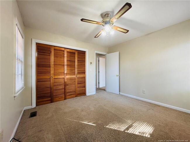 Building Photo - 257 Fawn Rd