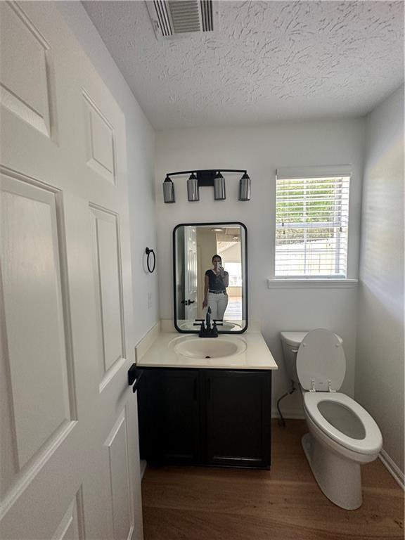 Building Photo - 5125 Tall Oaks Cove