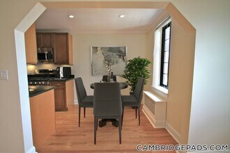 Building Photo - 60 Brattle St