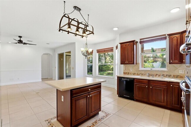 Building Photo - 93 Braelock Dr