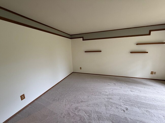 Building Photo - Beautiful Spacious Home in Mukilteo