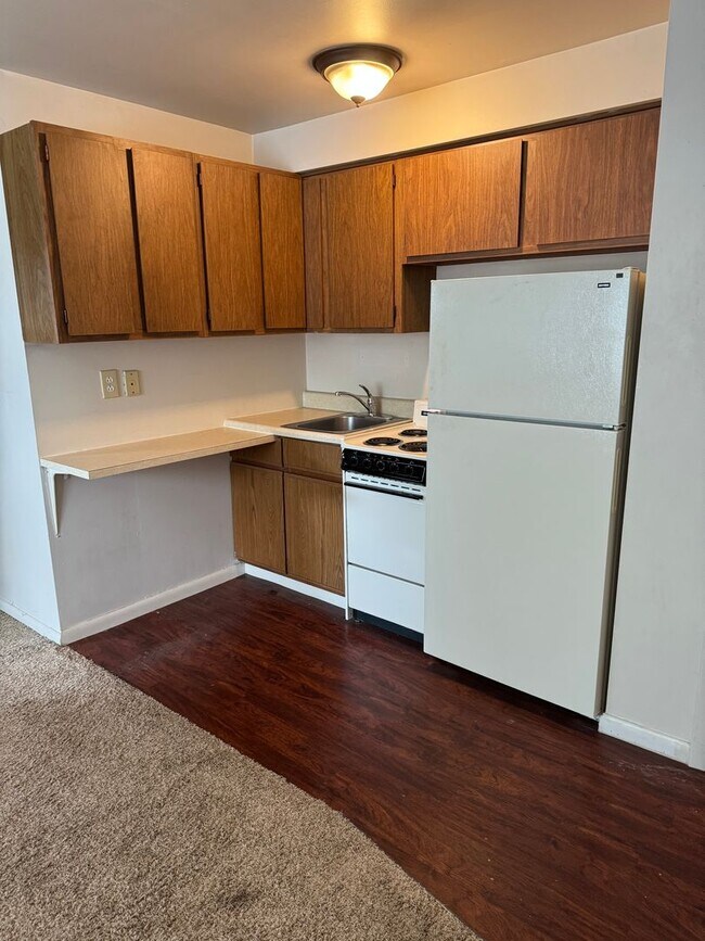 Building Photo - 1 Bedroom 1 Bath-Moon Township