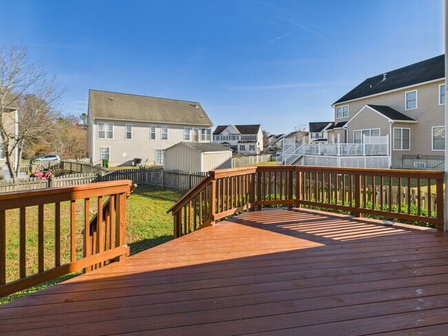 Building Photo - 10561 Gallant Fox Way