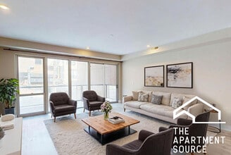 Building Photo - 1342 W Randolph St