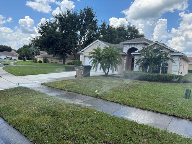 Building Photo - 15612 Markham Dr