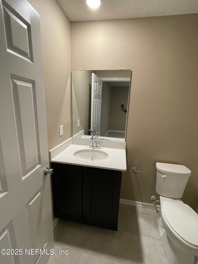 Building Photo - 99 Great Star Ct