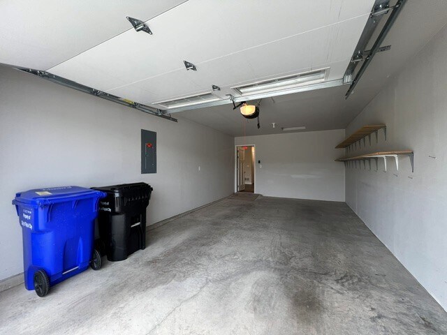 Building Photo - 4232 Winfield St