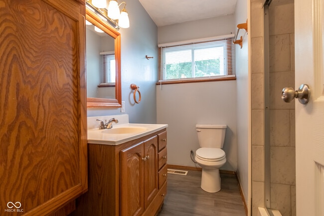 Building Photo - 290 Ardmoor Dr