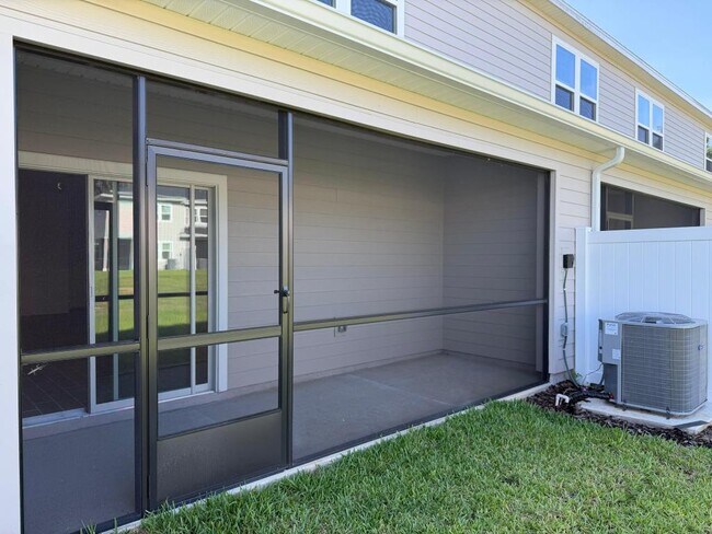 Building Photo - 3634 SE 37th Ave Rd