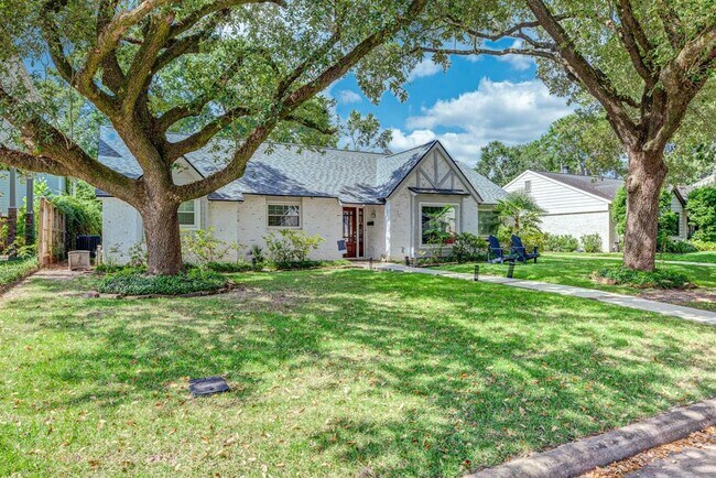 Building Photo - 14531 Bramblewood Dr