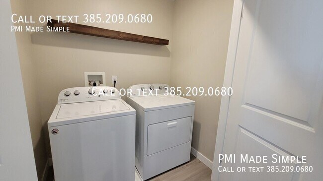 Building Photo - 328 Grassland Dr