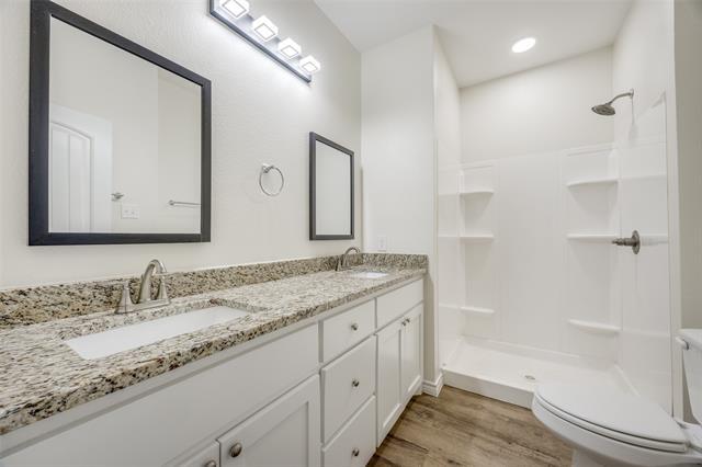 Building Photo - 2901 S Scullin Ave