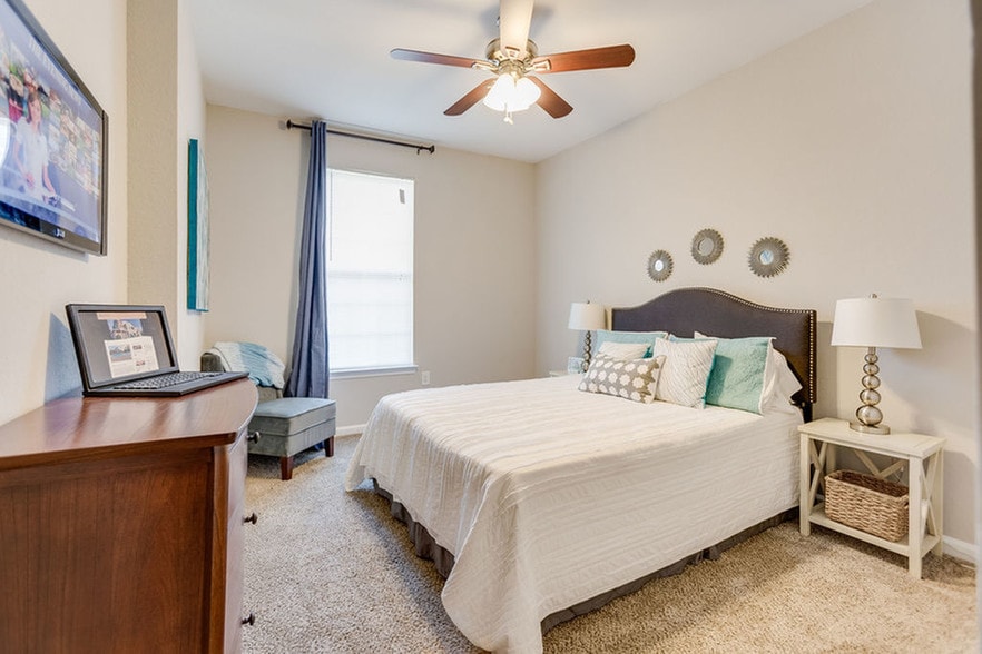 Guest Bedroom - Somerset at Trussville