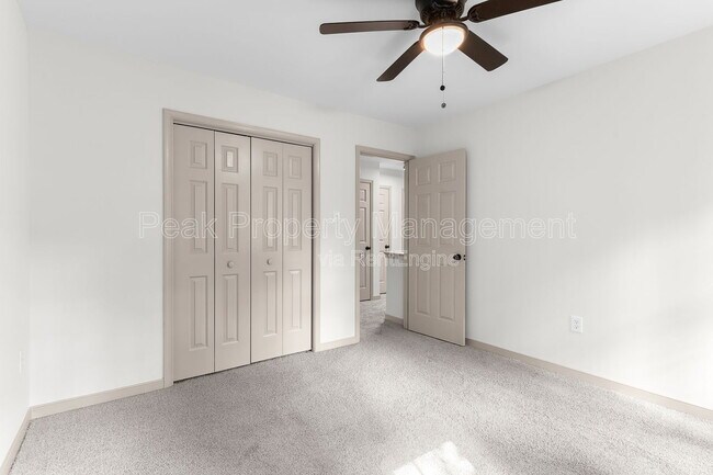 Building Photo - 504 Winamack Ct