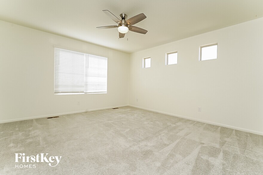 Building Photo - 10073 Yampa Ct