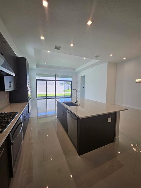 Building Photo - 9421 Tulip Leaf Ct