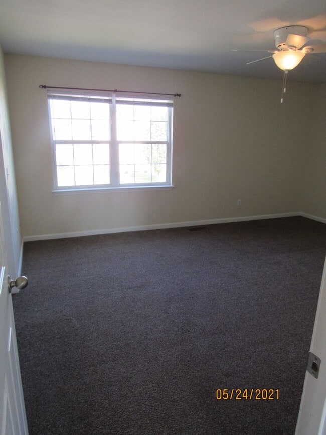 Building Photo - 22 Courtyard Way