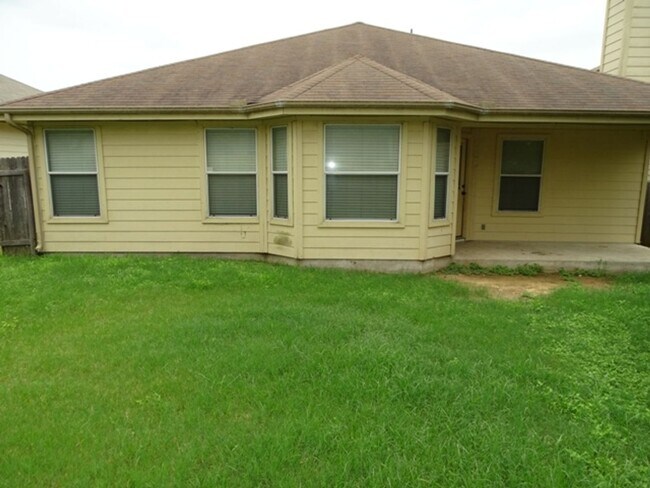 Building Photo - 3317 Orth Ave