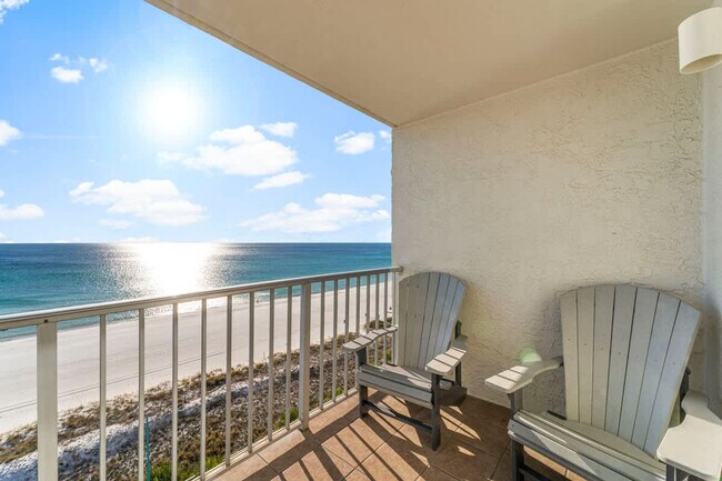 Building Photo - 8743 Thomas Dr