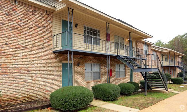 Primary Photo - Breckenridge Apartments