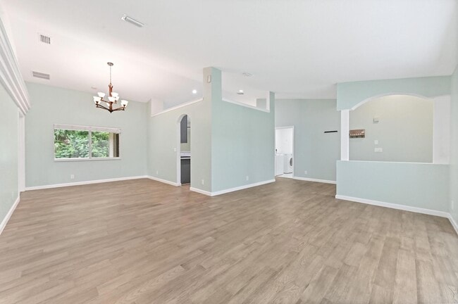 Building Photo - 17682 84th Ct N
