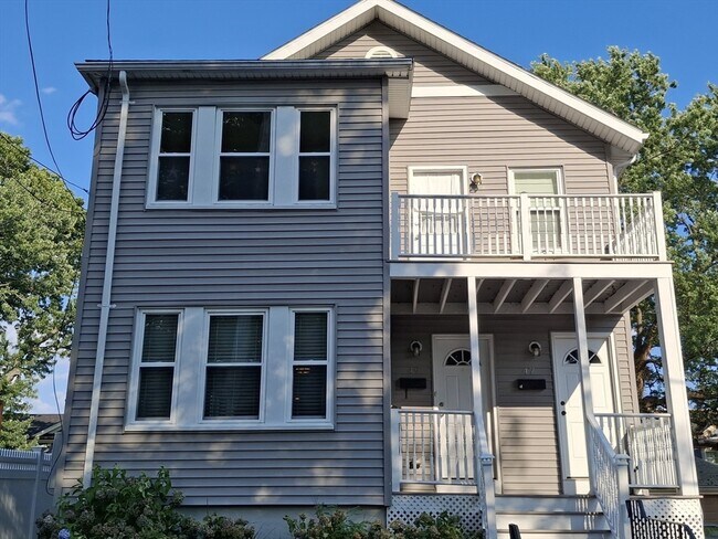 Building Photo - 49 Hersom St