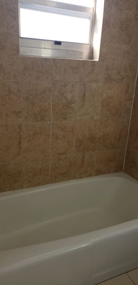 Building Photo - One-bedroom for rent in Pompano Beach