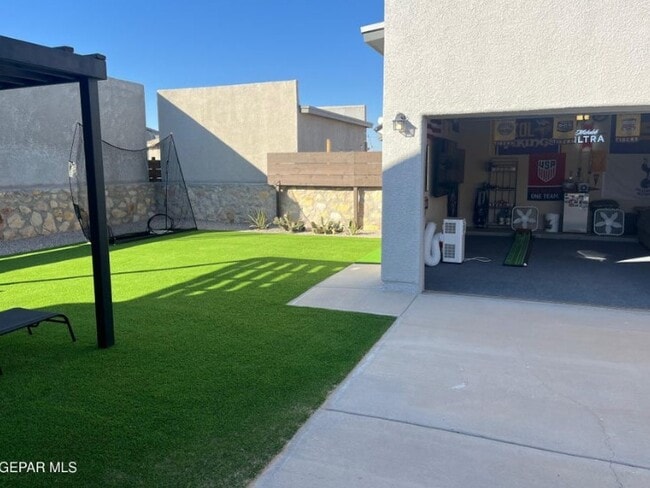 Building Photo - 14309 Bill Lazor Pkwy