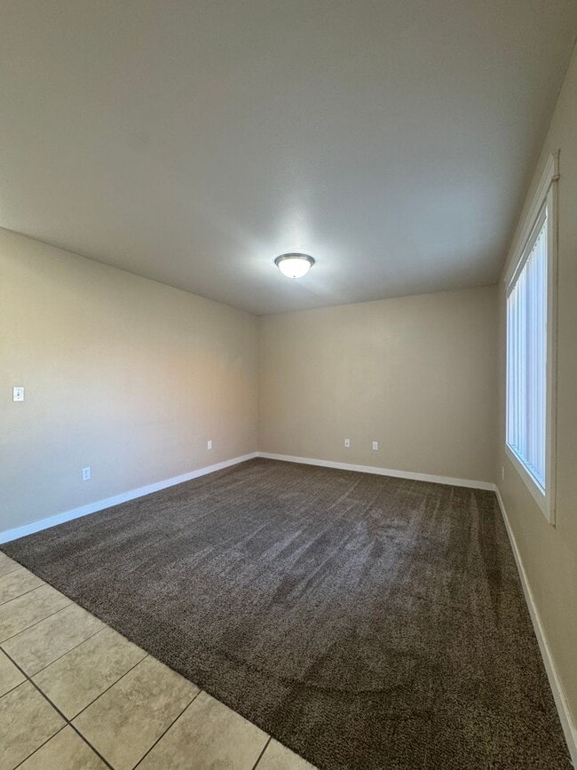 Building Photo - Cambridge Place I - 2235