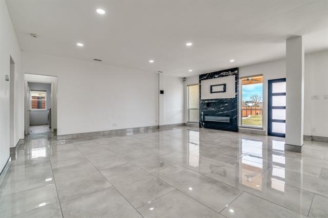 Building Photo - 2941 Clearmeadow Dr