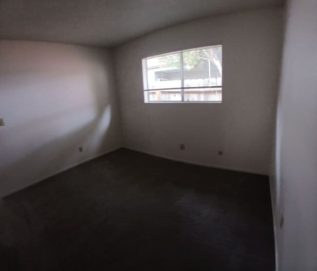 Building Photo - 1060 Santa Ynez Ave