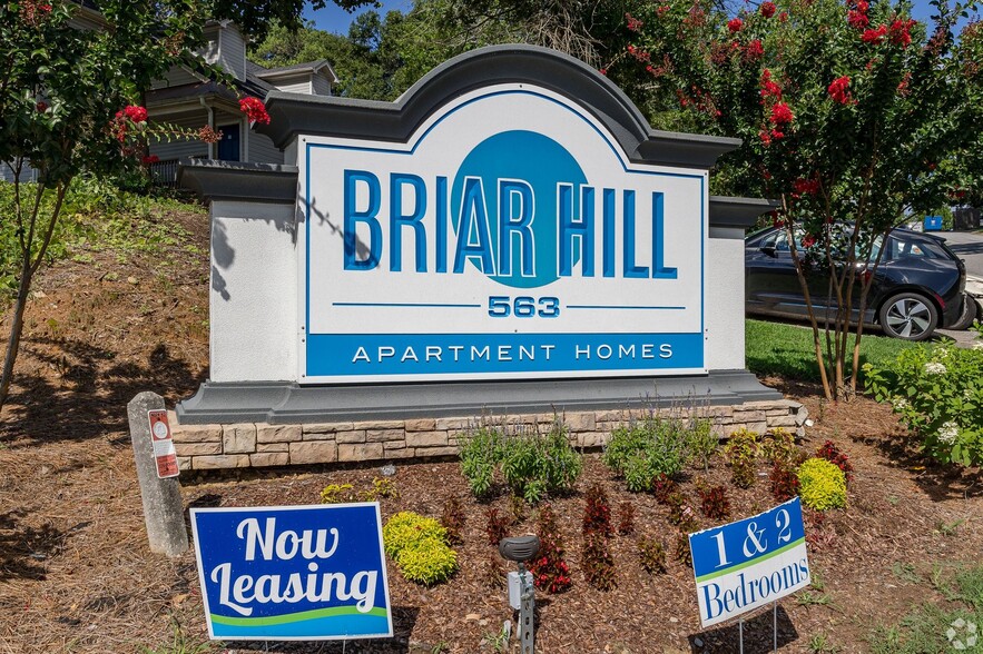 Building Photo - Briarhill 563 Apartments