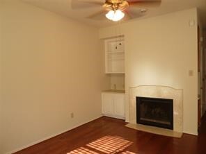 Building Photo - 1103 Dulles Ave