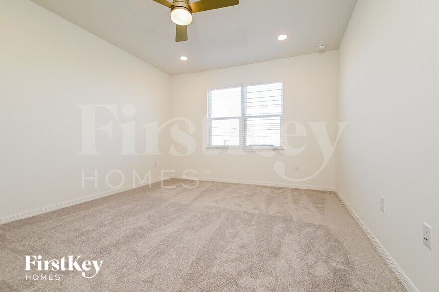 Building Photo - 209 Windsor Reserve Dr