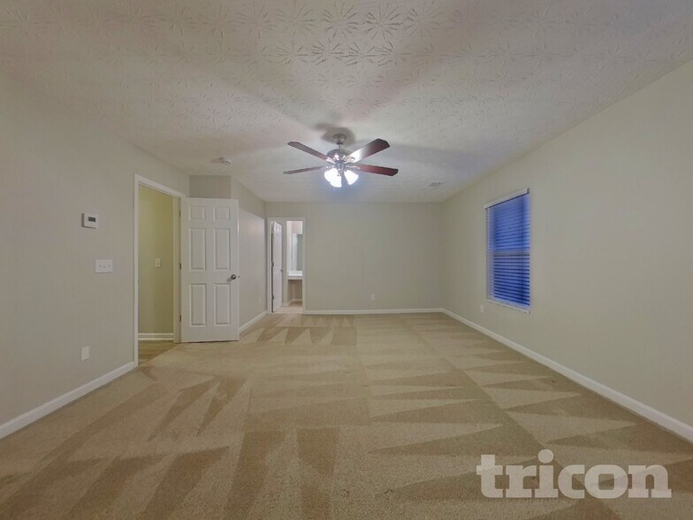 Building Photo - 186 Silver Fox Trail