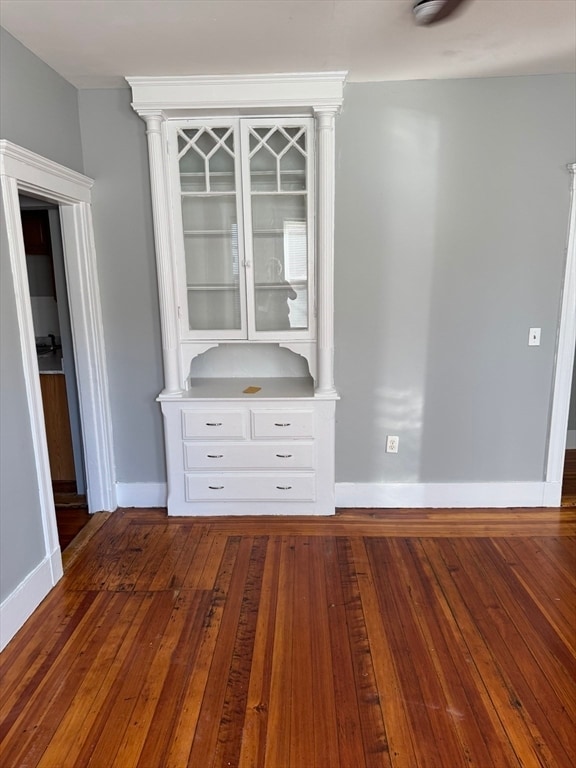 Building Photo - 129 S Elm St